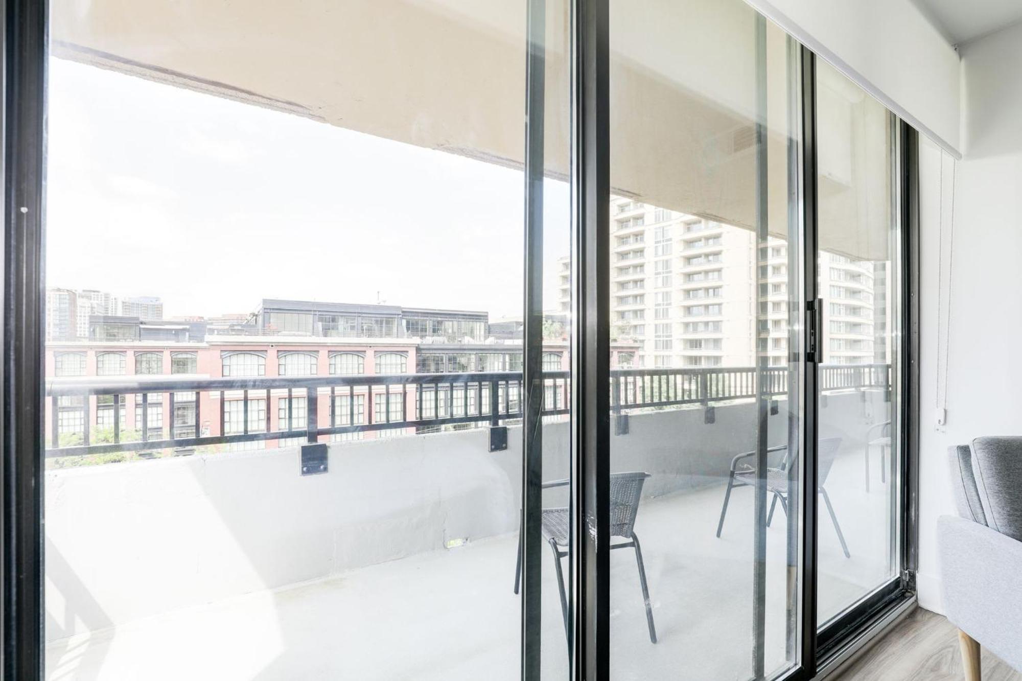 2Br Comfort Apartment In Prime Location أرلنغتون المظهر الخارجي الصورة