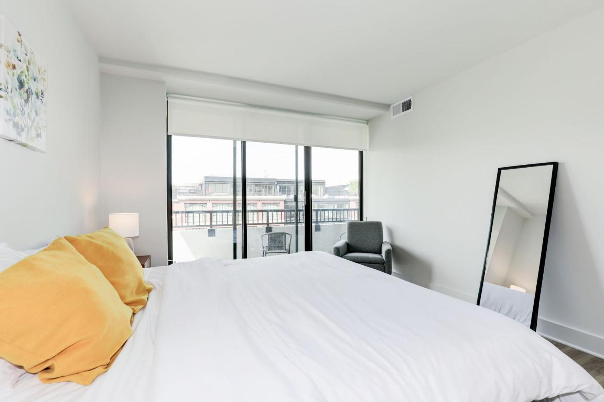 2Br Comfort Apartment In Prime Location أرلنغتون المظهر الخارجي الصورة