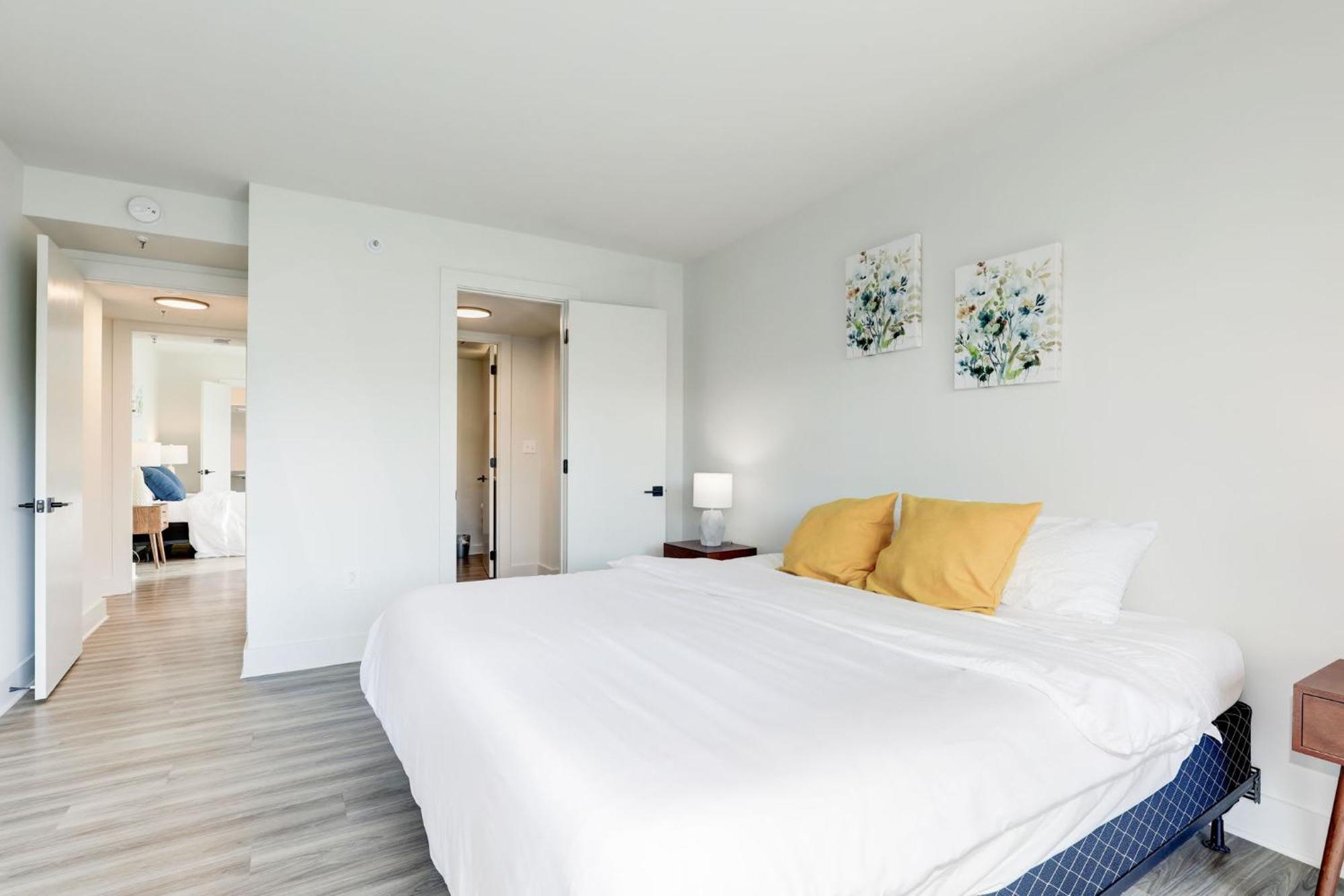 2Br Comfort Apartment In Prime Location أرلنغتون المظهر الخارجي الصورة
