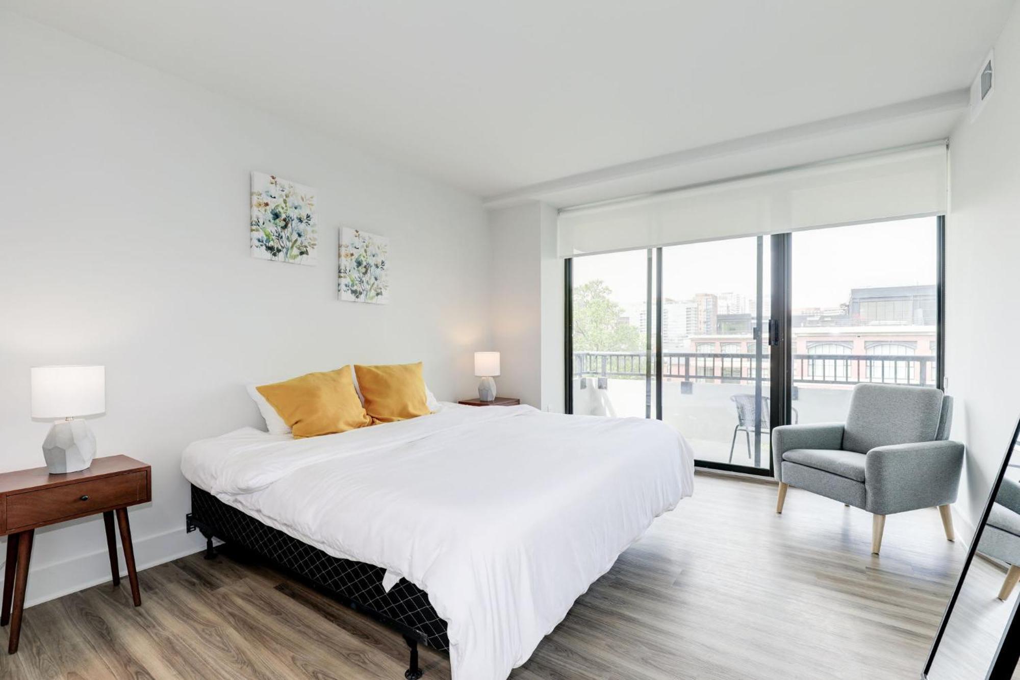 2Br Comfort Apartment In Prime Location أرلنغتون المظهر الخارجي الصورة