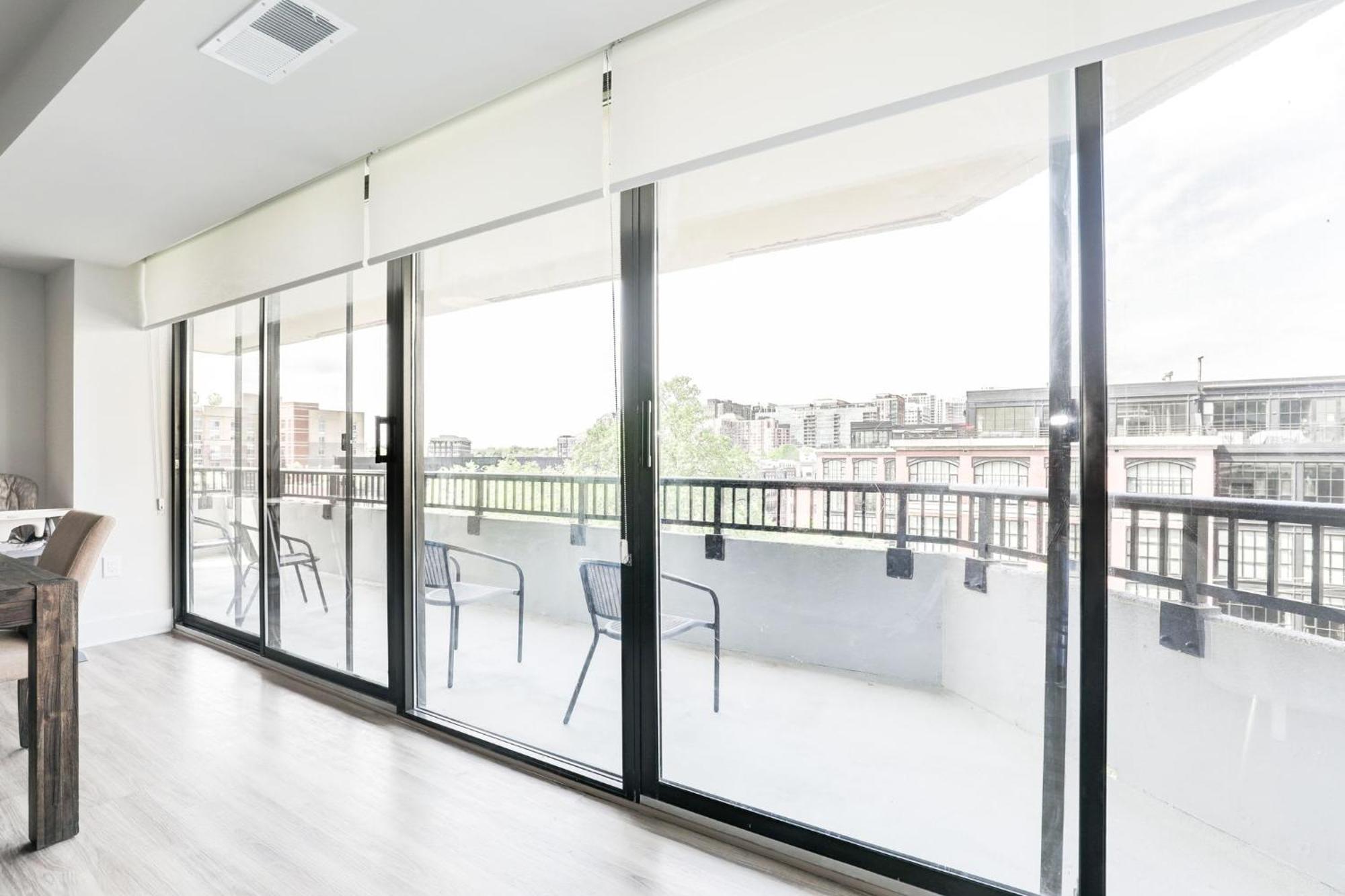 2Br Comfort Apartment In Prime Location أرلنغتون المظهر الخارجي الصورة
